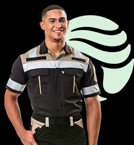Homem vestindo uniforme sustentável Ideal Work